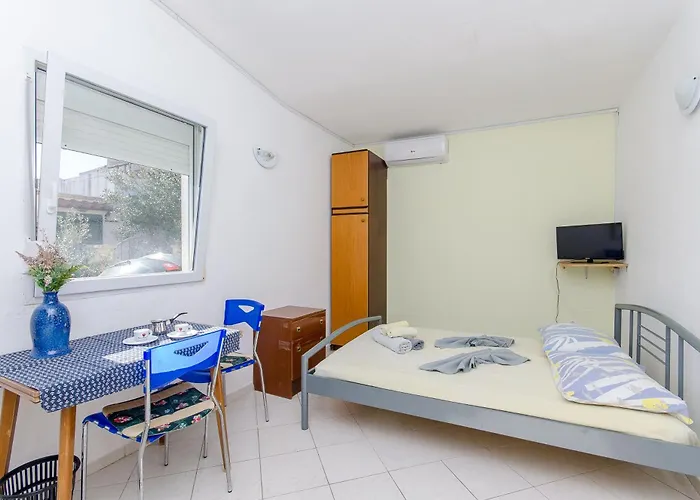 Apartments Laguna